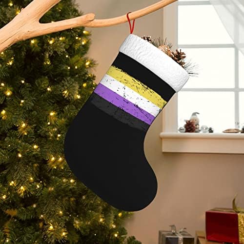 QG ZZX Божиќни чорапи со бела супер мека кафушка манжетна не бинарна гордост знаме Божиќни чорапи Божиќни украси порибување