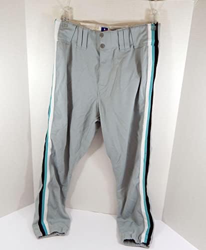 Игра на Флорида Марлинс користеше сиви панталони 33 DP32855 - Игра користени панталони MLB