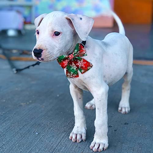 6pcs Божиќно кучиња лак врски за средно куче, стил на празник шкотски проверка на снегулка кучиња лак вратоврска приврзаност, убавина за миленичиња