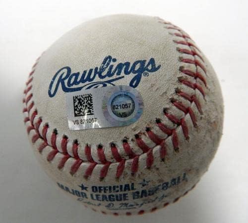 2021 Лос Анџелес Доџерс во Колорадо Рокис игра користеше бејзбол Хемпсон Фаул 2 - Играта користена бејзбол