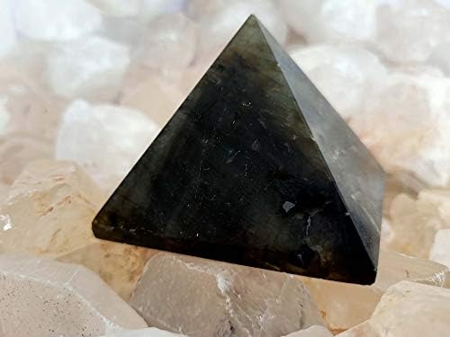 Шарвгун 20-25мм лабрадорит камен пирамида за лекување на кристал генератор мини пирамида