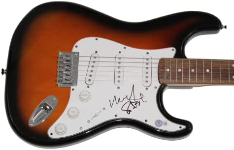 Треј Анастасио и Мајк Гордон Бенд потпишаа автограм со целосна големина Fender Stratocaster Electric Guitar C W/ Beckett автентикација