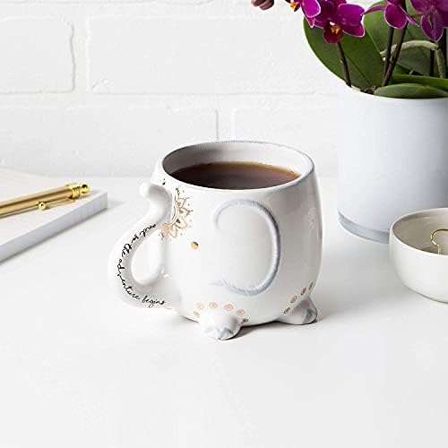 Votum Ново бело керамичко кафе или чај чаши пакет Пакет: Вклучува чаши во форма на лама и слонови со рачни печатени дизајни и изреки -