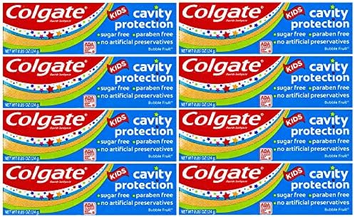 Колгејт Детска празнина заштита од флуорид паста за заби, вкус на меур овошје, големина на патување 0,85 мл - пакет од 8