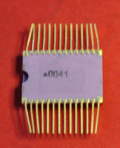 С.У.Р. & R Алатки IC/Microchip 1623RT2A Analoge HM6664 SSSR 1 компјутери