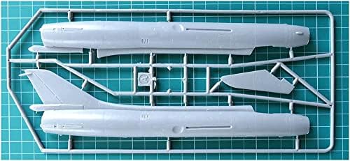 Модели бит MVT72017 1/72 Советски Воздухопловни сили SU-17 Fitter Раниот модел Борба против бомбардерот пластичен модел