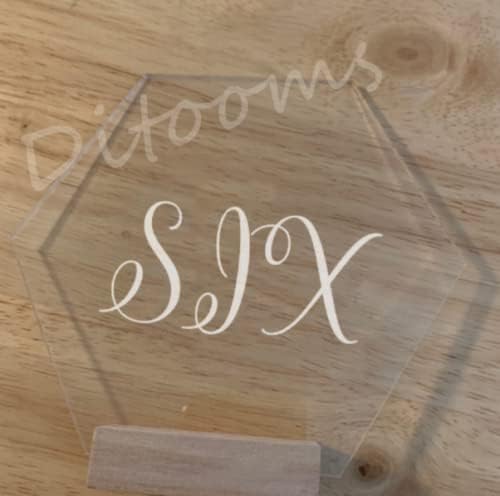 Броеви на табели со акрилни знаци 5.5 '' x 4,9 '' броеви на свадбени табели 1-100 со држач за дрвени држачи, геометриски декор за свадбени