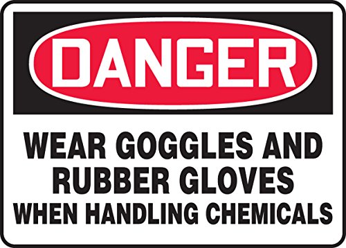 Accuform MPPE170VP пластичен знак, „Очила за носење на опасности и гумени ракавици при ракување со хемикалии“, 7 должина x 10 ширина