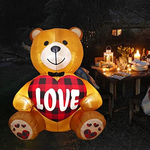 Bunny Chorus 6 ft Денот на в Valentубените на надувување на мечка со LED светла, симпатична мечка која држи срце, двор издува декорација за