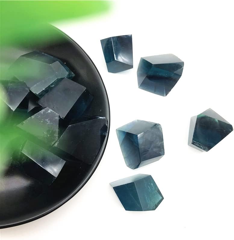 Ertiujg Husong306 1pc Природно сино флуорит слободен облик на кристал неправилно камења полирани со лековити кристали природни