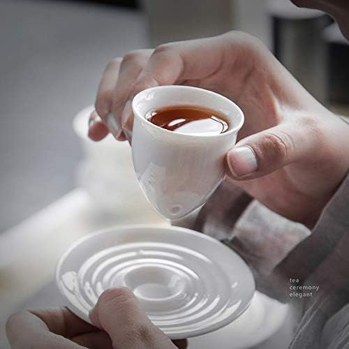 Дехуајао Кинеска Бела Керамичка Смешна Чаша Чај со Подлога