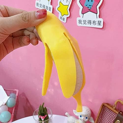 Супер мека пискава банана фидгет играчка, симулациска овошје стискање играчки смешни излупени лажна банана, истегнат играчки за олеснување на