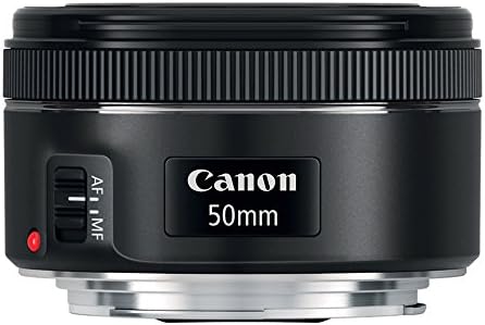 Canon EF 50mm f/1.8 STM Објектив + 3pc Филтер Комплет + Леќа Пенкало + Вентилатор + Хауба + Леќа Торбичка + Капа Чувар