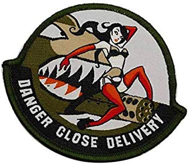 Опасност блиска испорака pinup A-10 пилот воена кука тактика за јамка морал извезена лепенка
