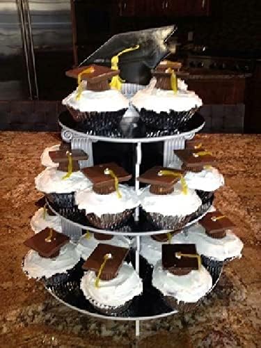 Црна и сребрена дипломирање капаче за чаши, приказ на хартија за пена, опфатен со пена, има 18-24 кекси за кекси