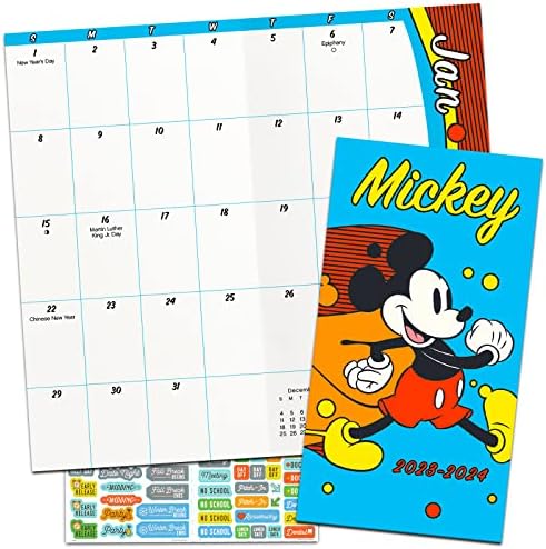 Календар На Мики Маус 2023 -- Делукс 2023 Мики Маус Џебен Планер Календарски Пакет Со Над 100 Налепници За Календар