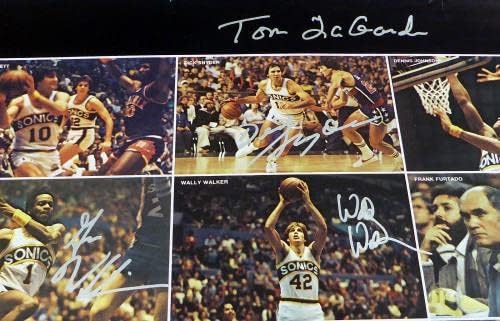1978-79 НБА шампиони во Сиетл Суперсоника автограмираше 17x22 Постер фотографија со 9 вкупно потписи, вклучувајќи Фред Браун и Лени Вилкенс MCS HOLO #51047 - Автограмирани НБА ф