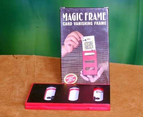 Картичката на Milesmagic Magicagin, која исчезнува рамка за рамка за исчезнување на картичката за реална илузија магичен трик