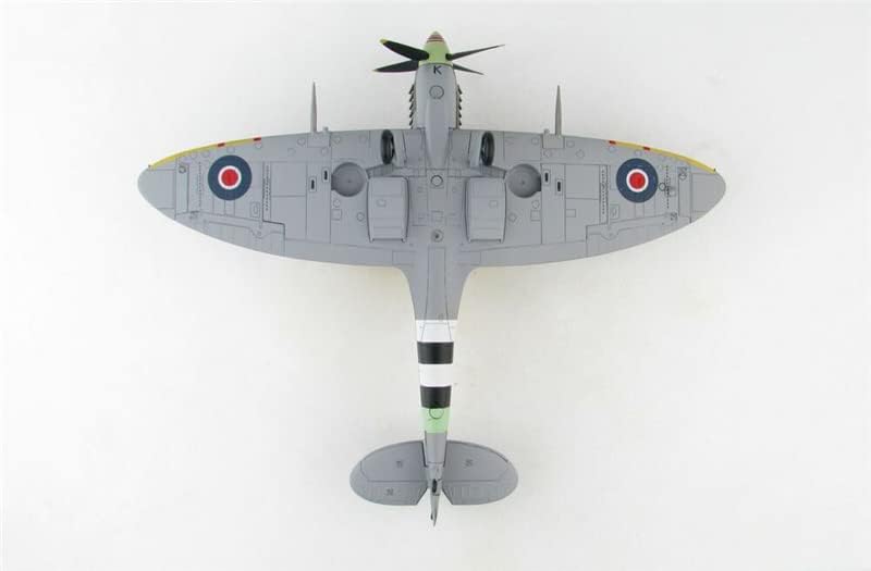Hobby Master Supermarine Spitfire MK IX RAF бр.331 Squadron PL258 Carl Jacob Stousland 1944 Ограничено издание 1/48 Diecast Aircraft претходно