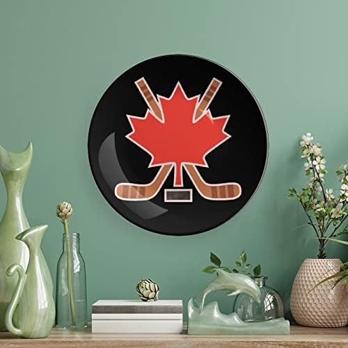 Хокеј на јавор во Канада, виси керамичка декоративна чинија со приказ на стоење прилагодени годишнини за свадбени подароци за родители, нејзиниот