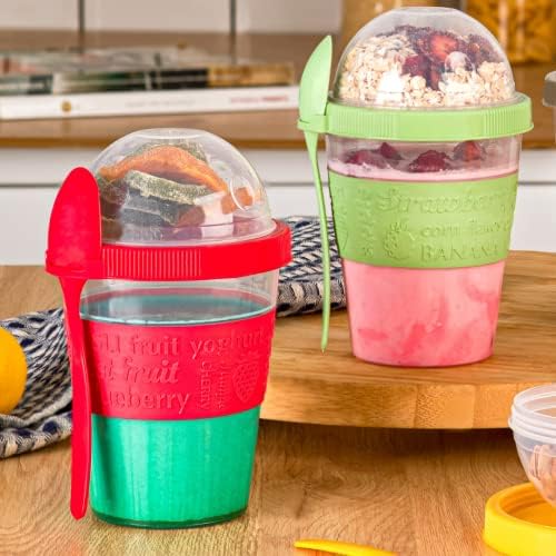 EYНЕЛ 4 Спакувајте Појадок Во Движење Јогурт Парфет Чаши, Пластични Садови За Повеќекратна Употреба Со Капаци и Лажици, Совршени Тегли