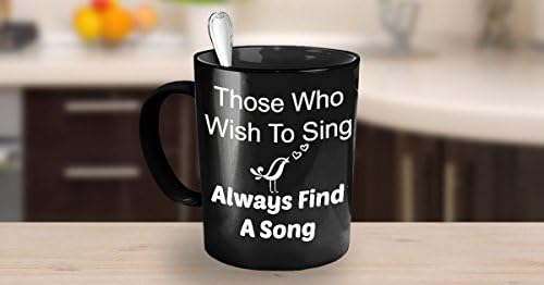 Музичка кригла Оние кои сакаат да пеат секогаш наоѓаат песна, со чаши за слики со цитати од витази за кучиња, керамички кафе - инспиративна