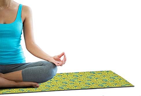 Ambesonne Cartoon Yoga Mat Train, стил на слика на повторливи полжави со обвивки со толки, нелизгачки потта за абсорбента за