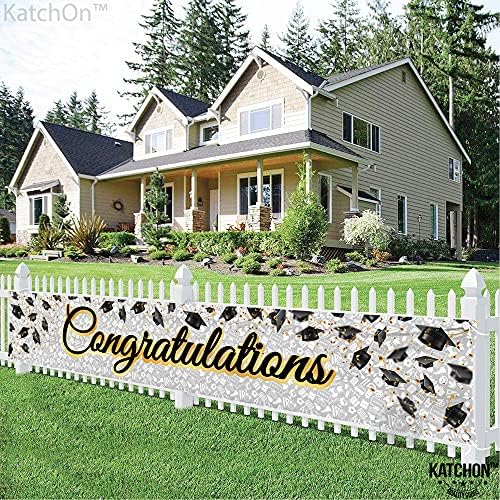 Katchon, Xtralarge White and Gold Честитки Банер - 120x20 инчи | Банери за дипломирање на отворено | Знак на двор за дипломирање за украси за дипломирање класа од 2023 година, Декорации з